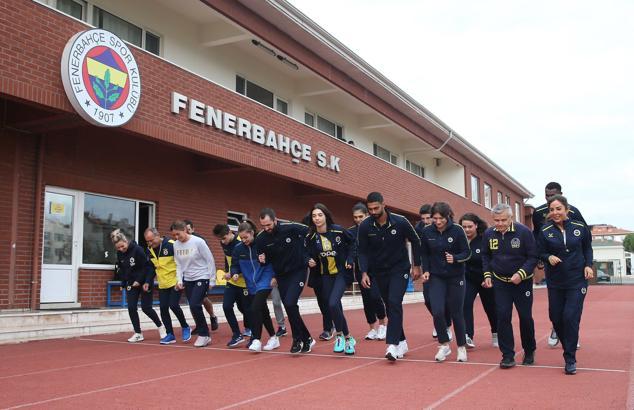 Sarı-Lacivertliler kadınlar için koştu