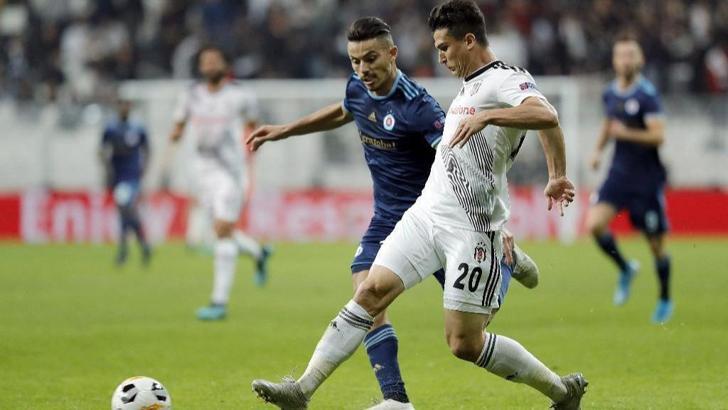 Beşiktaş'ta Necip Uysal alkış topladı