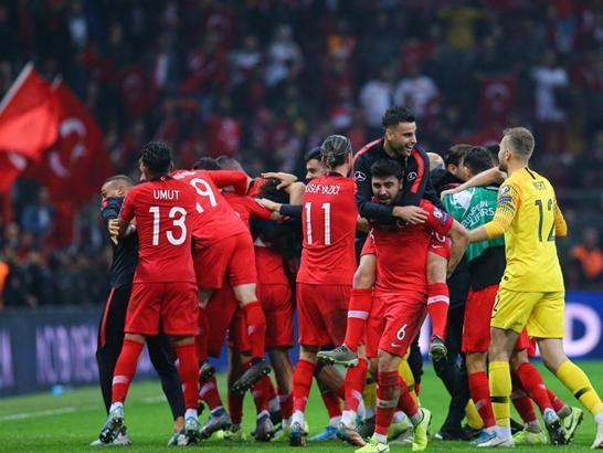 Heyecan dorukta! Euro 2020 kura çekimi yarın...