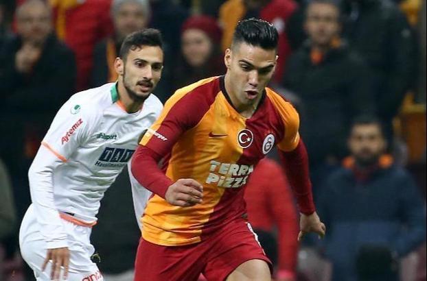 Falcao oynadı reytingler çıktı