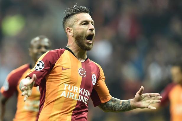Galatasaray'ın Avrupa'daki ilk golü Adem Büyük'ten geldi