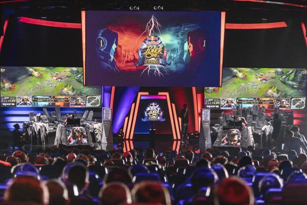 Red Bull Player One'da dünya finali zamanı