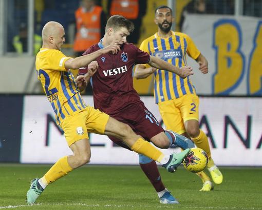 Norveç basınından Sörloth iddiası