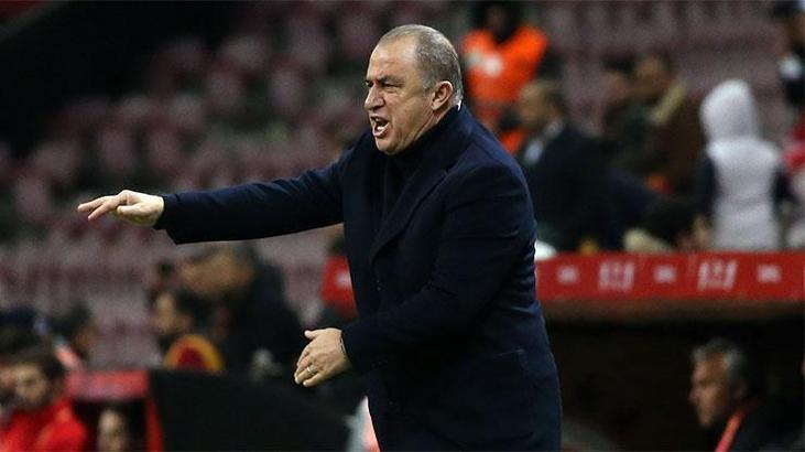 Fatih Terim: Oyuncularım formayı almak istemediklerini gösterdiler