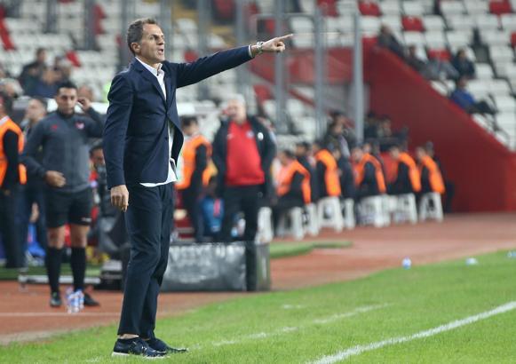 Stjepan Tomas: Antalyaspor'u yukarıya taşıyacağız
