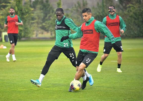 Konyaspor'da izin bitti, Rizespor hazırlıkları başladı
