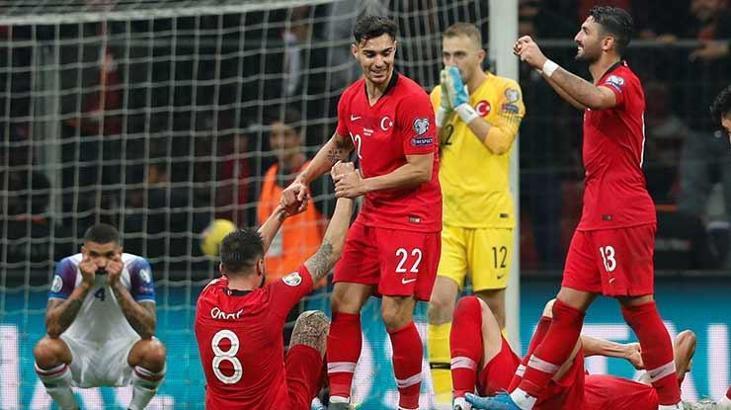 Galatasaray son dakika transfer haberi... Galatasaray'da ilk hedef Kaan Ayhan!