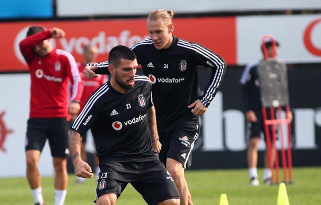Beşiktaş'ta Pedro Rebocho ön planda
