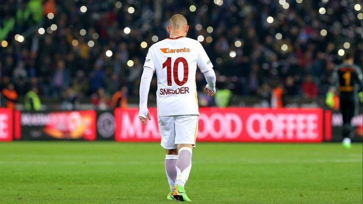 Sneijder'den yıllar sonra gelen Galatasaray itirafı! 'Zorunda kaldım' - Resim : 2