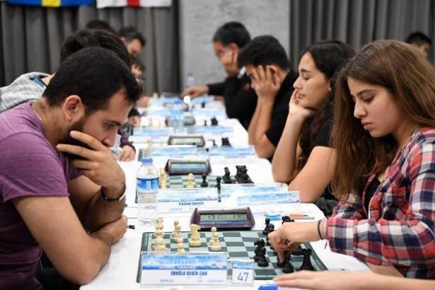 Konyaaltı'nda satranç turnuvası