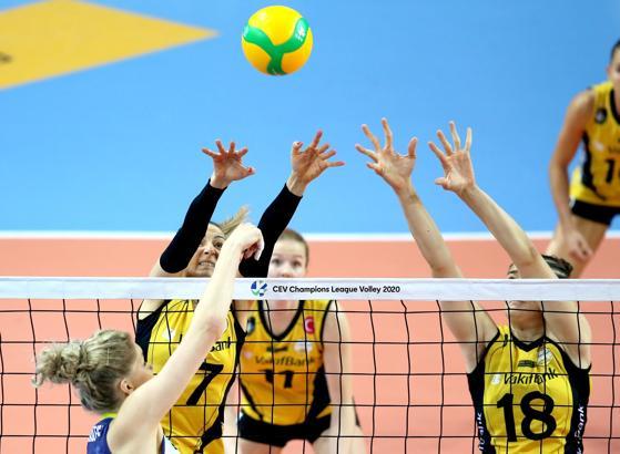 VakıfBank: 2 - Savino Del Bene: 3