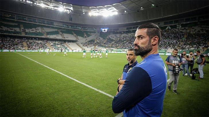 Volkan Demirel bu kez Atina'da