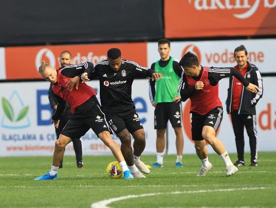 Domagoj Vida, Jeremain Lens'e zor anlar yaşattı