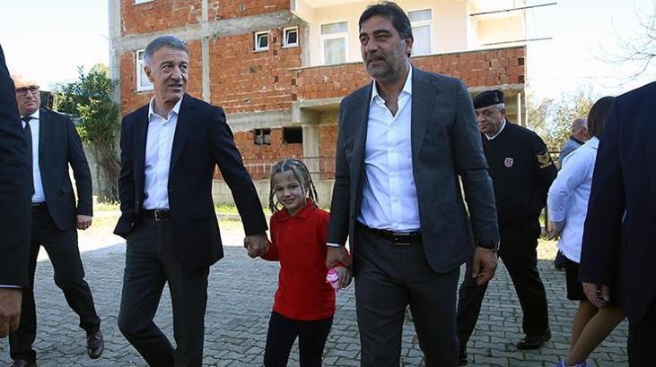 Ahmet Ağaoğlu ve Ünal Karaman özel çocukları ziyaret etti