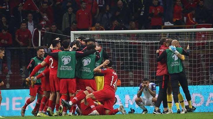 Haydi Türkiye haydi Arnavutluk!