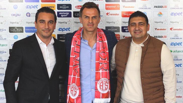 Antalyaspor, Stjepan Tomas ile anlaşmaya vardı!