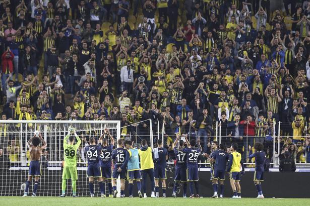 Hasan Ali Kaldırım ve Ozan Tufan görüşme odasına