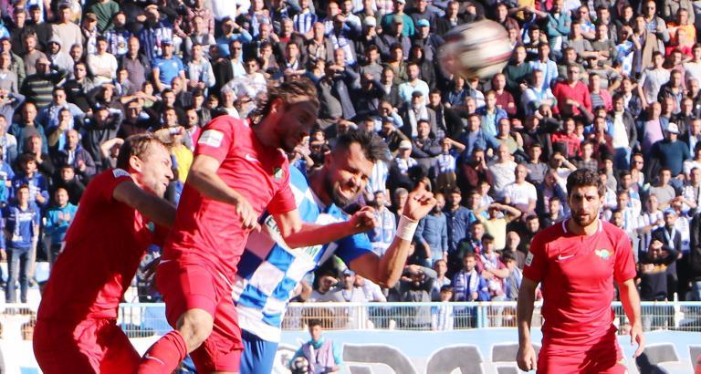 Akhisar'da 2 fire birden