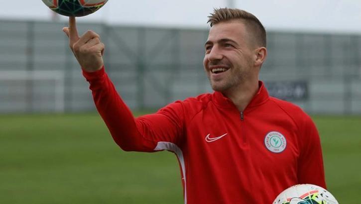 Fenerbahçe'de sol bek transferinde öncelik Melnjak!