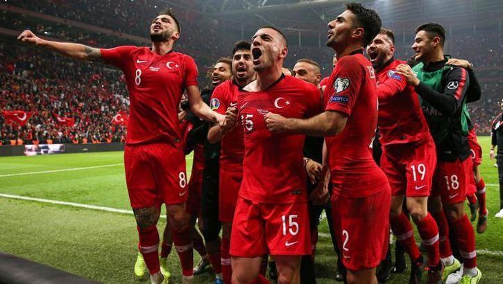 A Milli Futbol Takımı, savunmasıyla tarihe geçti