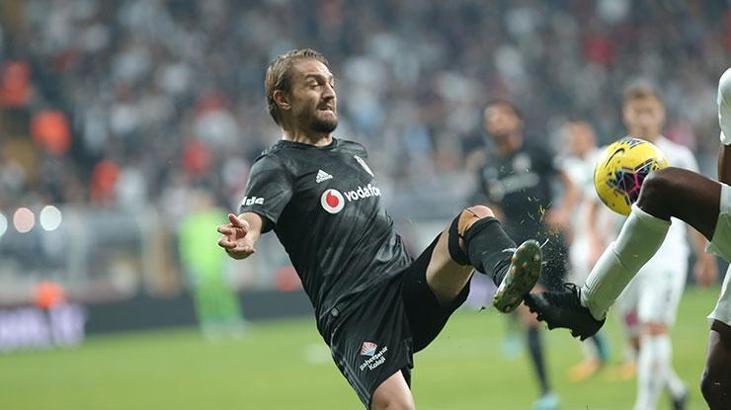 Caner Erkin geri döndü