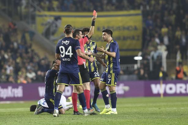 Mauricio Isla ve Abdulkadir Parmak PFDK'ya sevk edildi!