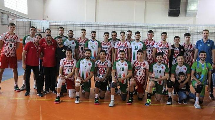 Cizre Belediyesi voleybolcularından çifte galibiyet