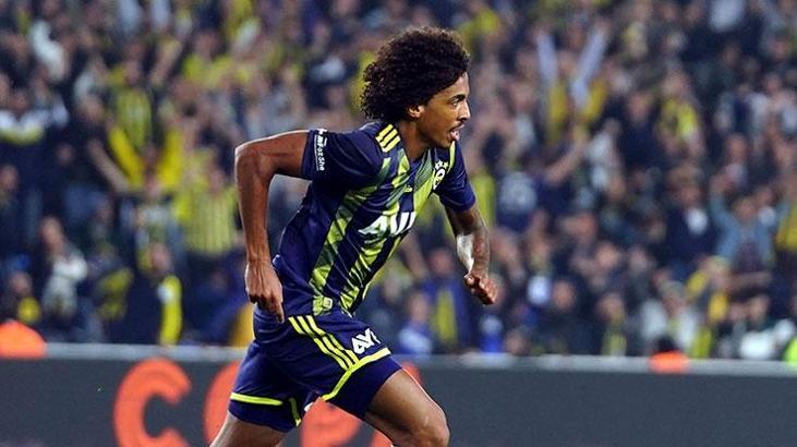 Tüm toplar Gustavo'ya