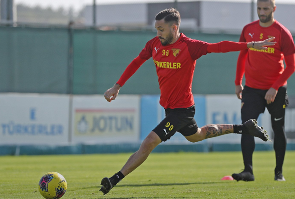 Göztepe savunma ve hücum çalıştı