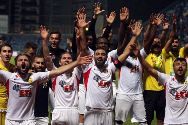 Gol düellosunda kazanan Eskişehirspor