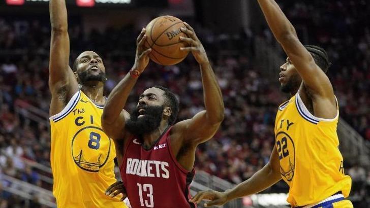 Rockets'ta 3 oyuncudan double-double