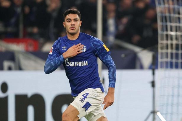 Ozan Kabak Bundesliga'yı sallamaya devam ediyor!