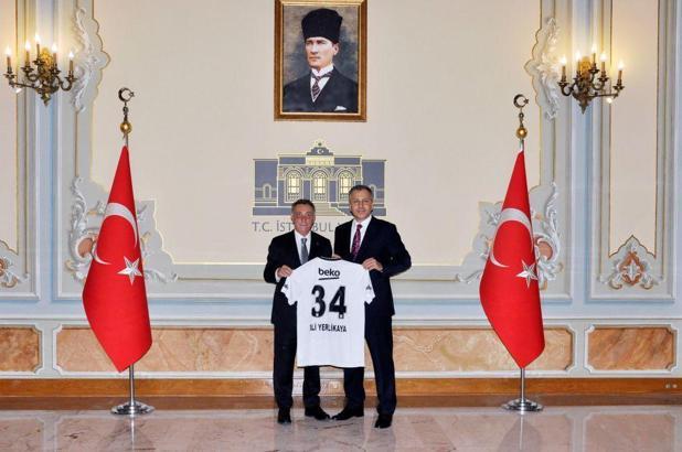 Beşiktaş Kulübü Başkanı Çebi, İstanbul Valisi Yerlikaya'yı ziyaret etti