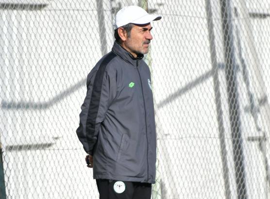 Aykut Kocaman: Çıkışa geçmek zorundayız
