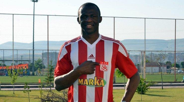 Sivasspor'un kulübeden gelen golcüsü: Arouna Kone