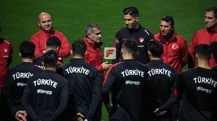 Altay Bayındır'dan mutlusu yok