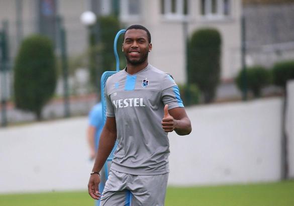 Sturridge: Transfer öncesinde Drogba, Anelka ve Skrtel ile mesajlaştım