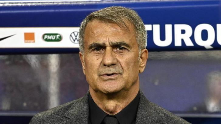 Şenol Güneş, Andorra'da incelemelerde bulundu
