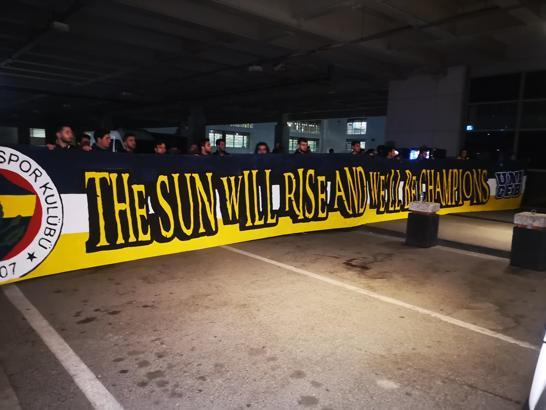Fenerbahçe'ye Şampiyon gibi karşılama!