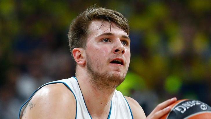 Mavericks Doncic'in rekor kırdığı maçta Cavaliers'ı yendi
