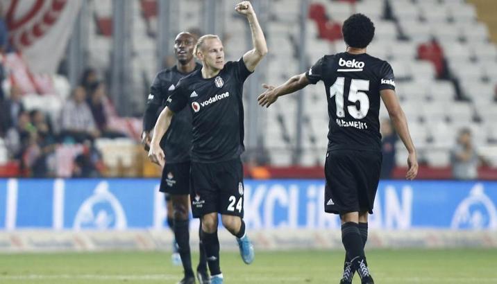 Domagoj Vida: Burak'la yarışıyorum!