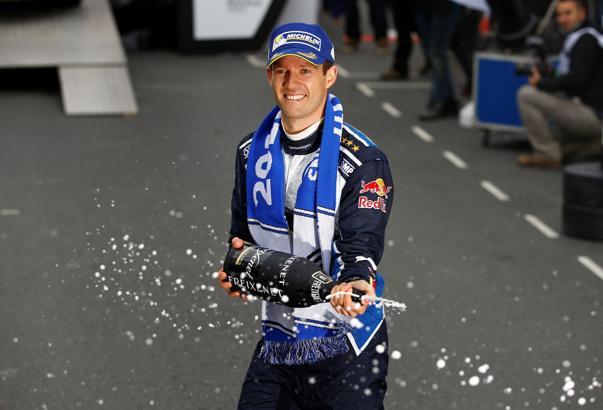 Galler Rallisi'nde kazanan Sebastien Ogier