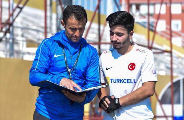 Osman Çakmak: Dünya Kupası'nda kaçırdığım penaltı beni teknik direktör yaptı