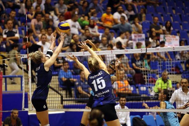 Beylikdüzü Voleybol İhtisas - Atlasglobal Yeşilyurt maç sonucu: 1-3