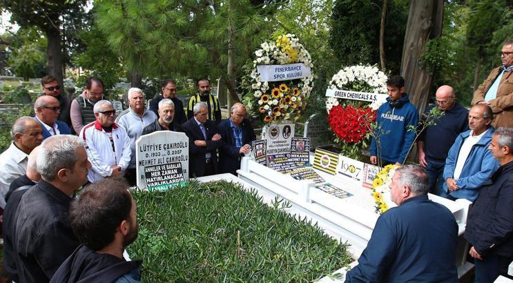 Fenerbahçe'de Hüseyin Çakıroğlu anıldı