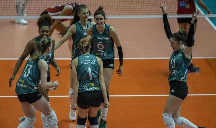 PTT - Nilüfer Belediyespor maç sonucu: 3-0