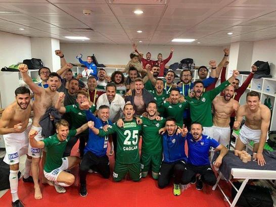Bursaspor soyunma odasında büyük coşku