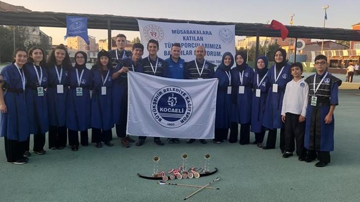 Kağıtsporlu geleneksel okçulardan 9 madalya