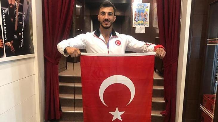 Mobilyacı çırağıydı, dünya 4'üncüsü oldu