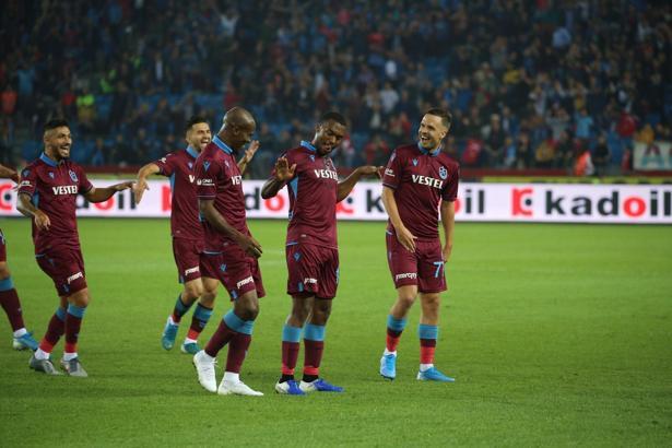 Daniel Sturridge ısınmaya başladı